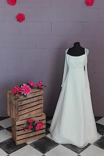 Trouwjurk 044