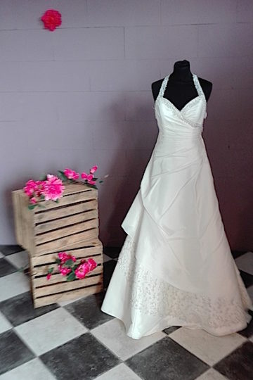 Trouwjurk 055