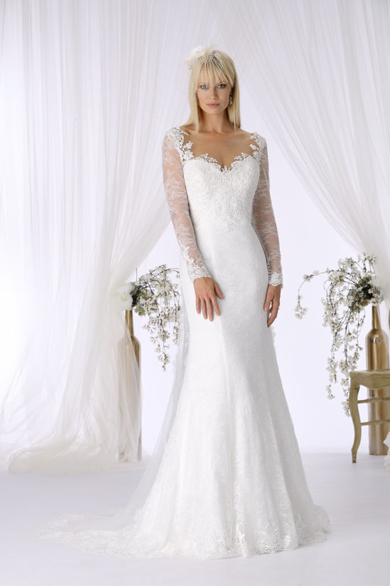 Tres Chic 8204