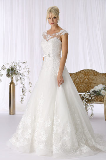 Tres Chic 8246