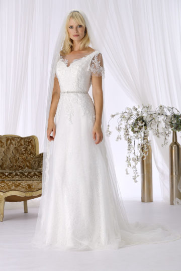 Tres Chic 8251