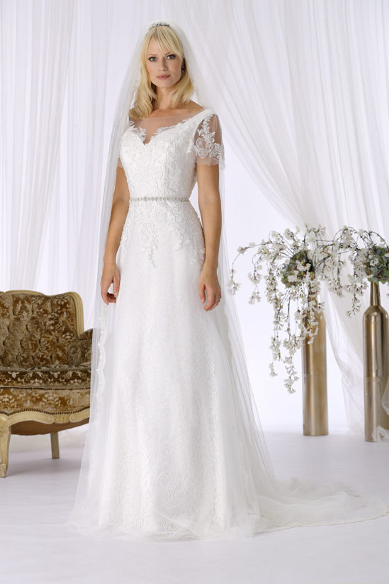 Tres Chic 8251