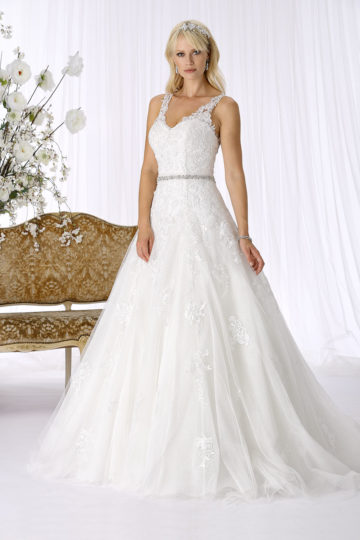 Tres Chic 8309