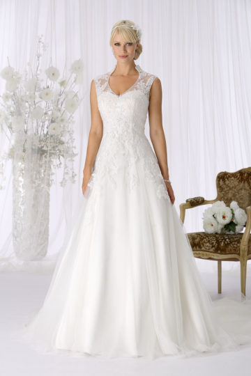 Tres Chic 8339