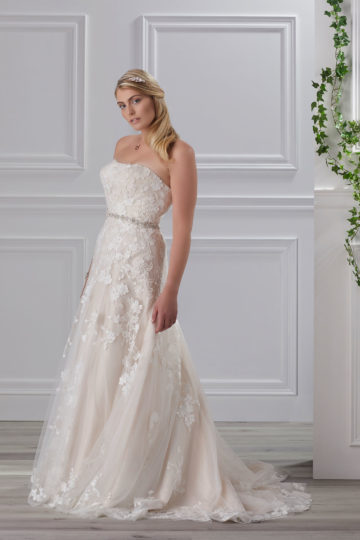Miss Emily 8262
