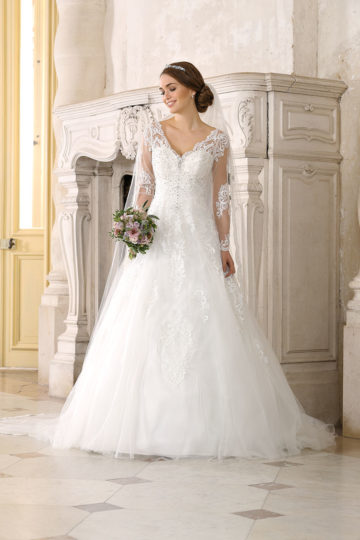 Tres Chic 9244