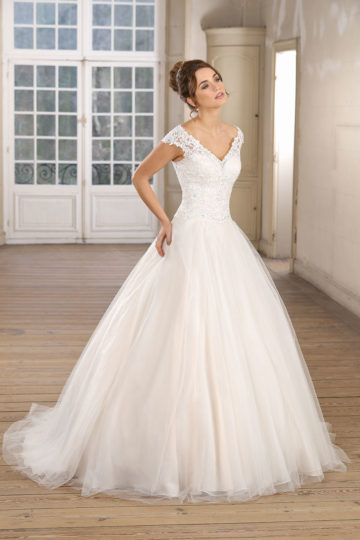 Tres Chic 9283