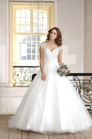 Tres Chic 9295