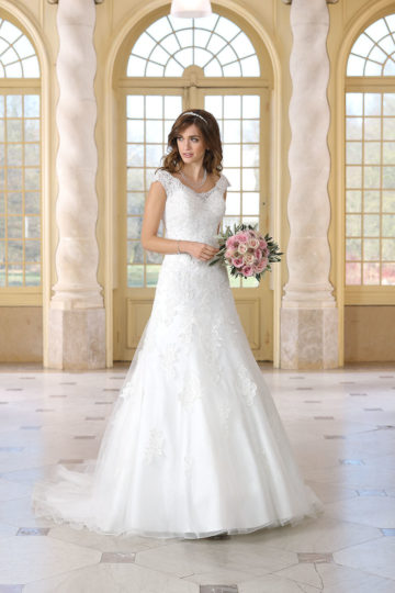 Tres Chic 9297