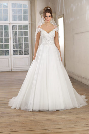 Tres Chic 9306