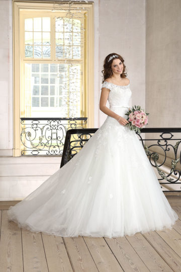 Tres Chic 9307