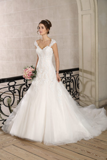 Tres Chic 9327