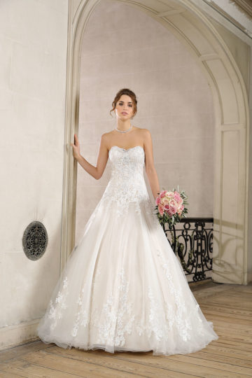 Tres Chic 9340