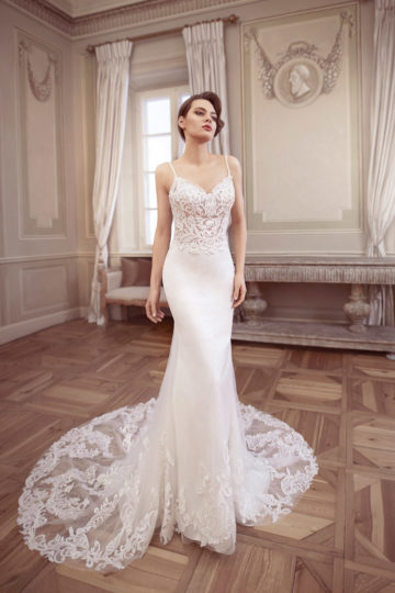 Elisabeth Grace 9351