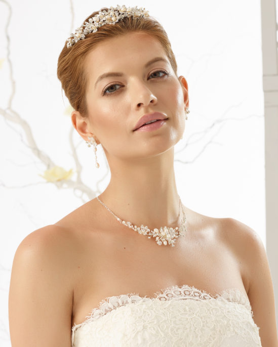 Tiara D43