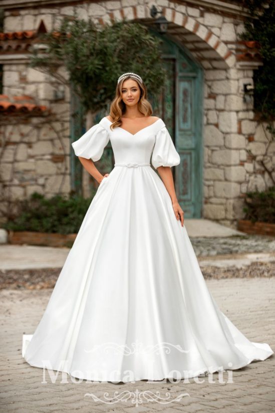 Monica Loretti 8196