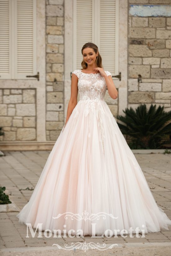 Monica Loretti 8208