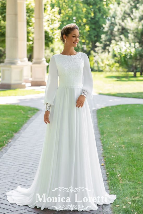 Monica Loretti 8156