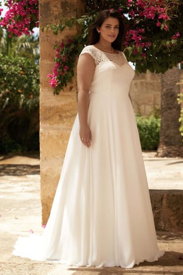Claudia Plus Size