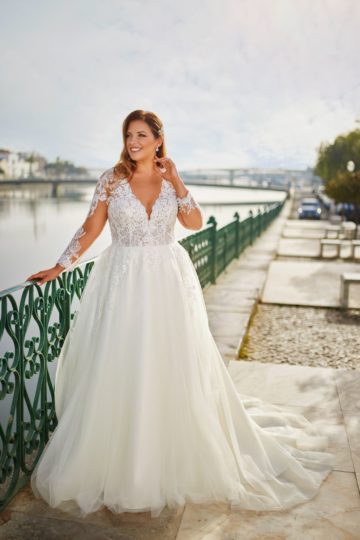 Miss Emily 23302