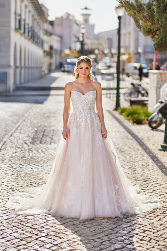 Trés Chic 23228