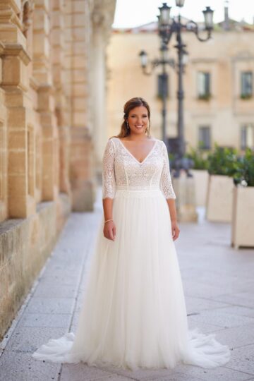 Miss Emily 24307