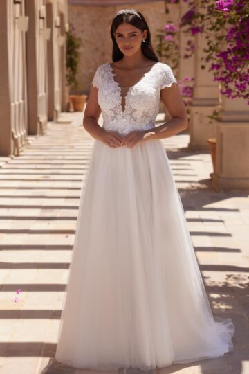 Bianco Evento Plus Size Uriel