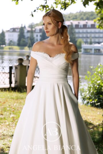 Angela Bianca 1110
