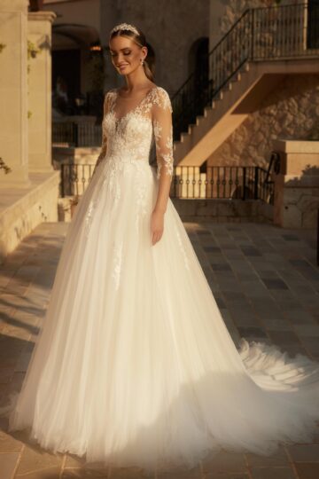 Bianco Evento Limited Carnelian