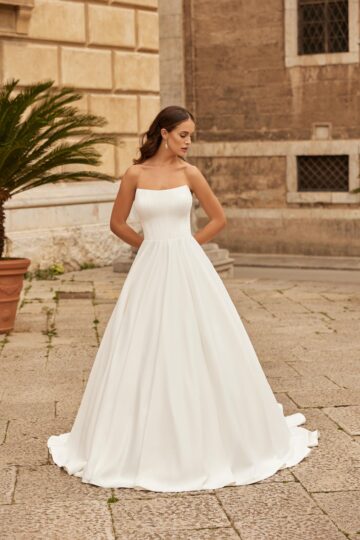 Monica Loretti 8320