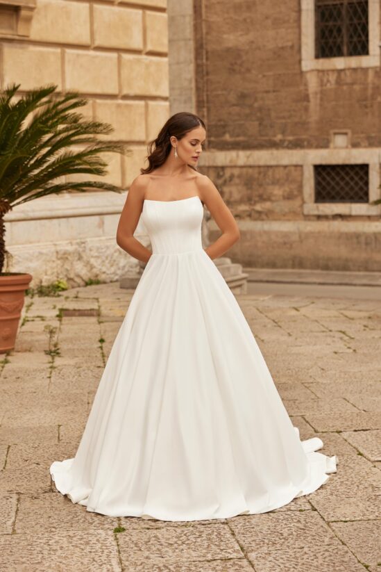 Monica Loretti 8320