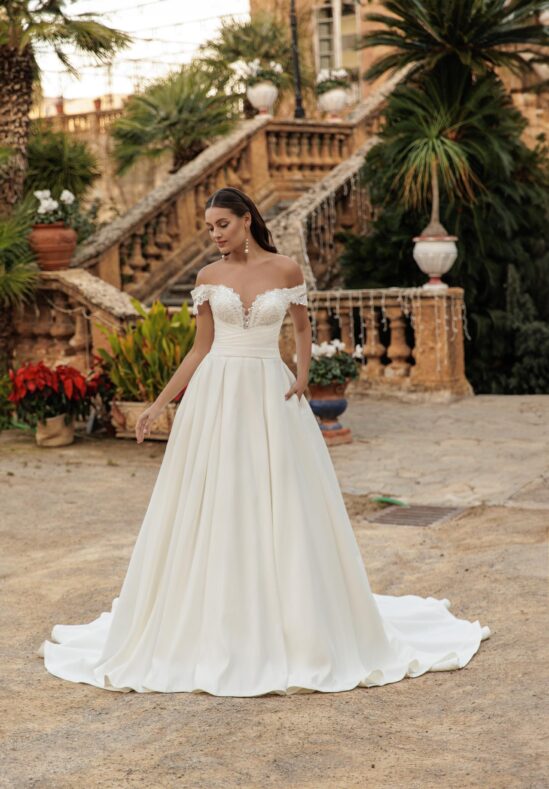 Monica Loretti 8322