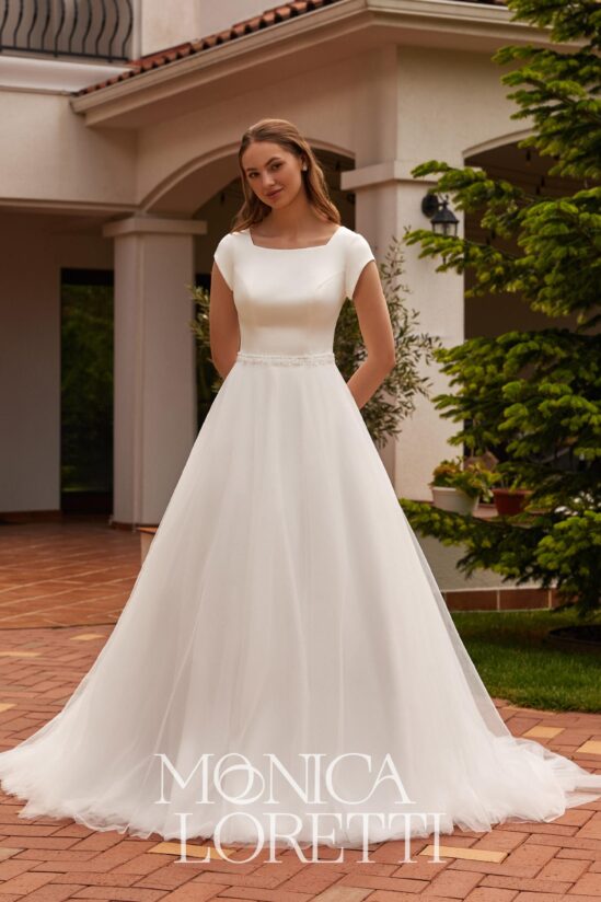 Monica Loretti 8339