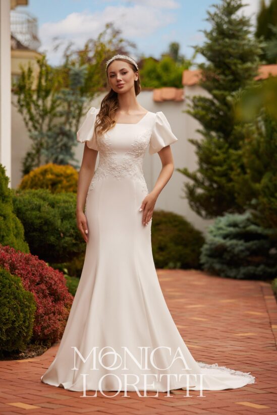 Monica Loretti 8348