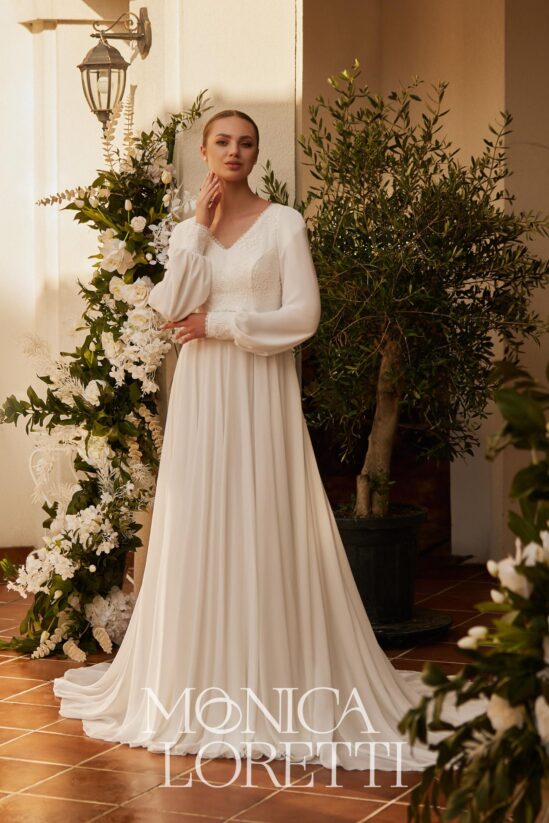 Monica Loretti 8351