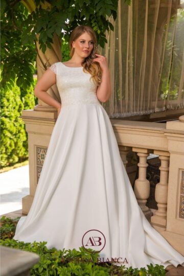 Angela Bianca 1031 Curvy