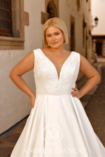 Angela Bianca 1086 Curvy