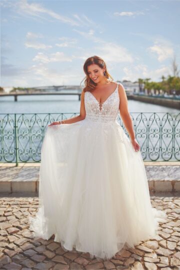 Miss Emily 23313