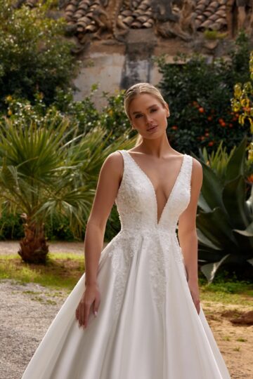 Serena Bridal, 5581