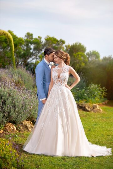 Tres Chic 22210