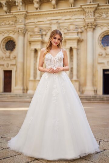 Tres Chic 24205