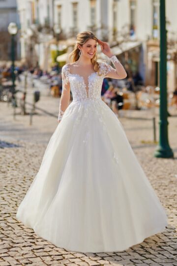 Tres Chic 23208