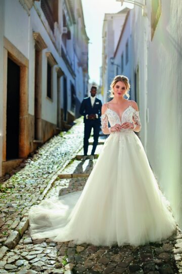 Tres Chic 23213