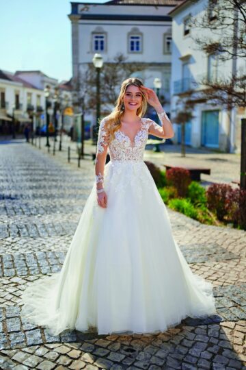 Tres Chic 23229