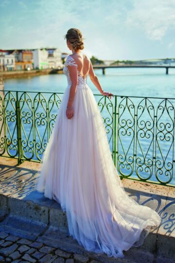 Tres Chic 23404