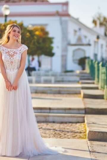 Tres Chic 23405